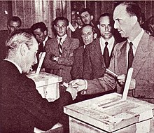 King Umberto II at the polls to vote in the Italian institutional referendum Umberto II alle urne.jpg