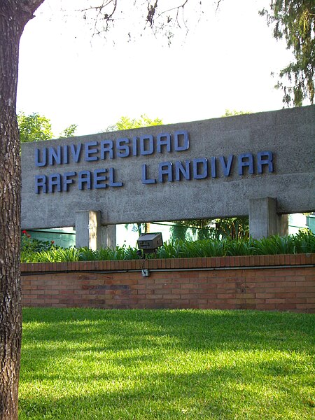 File:Universidad Rafael Landivar, Guatemala.jpg