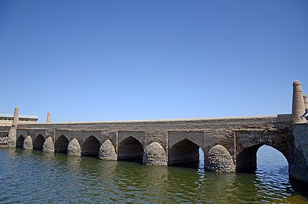 VarzanehBridge.jpg