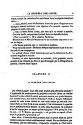 électrique, compte les secondes et va nous lancer dans les espaces interplanétaires !… — Assez, Michel, assez ! dit Barbicane d’une voix grave. Préparons-nous. Quelques instants seulement nous séparent d’un moment suprême. Une poignée de main, mes amis. — Oui », s’écria Michel Ardan, plus ému qu’il ne voulait le paraître. Ces trois hardis compagnons s’unirent dans une dernière étreinte. « Dieu nous garde ! » dit le religieux Barbicane. Michel Ardan et Nicholl s’étendirent sur les couchettes disposées au centre du disque. « Dix heures quarante sept ! » murmura le capitaine. Vingt secondes encore ! Barbicane éteignit rapidement le gaz et se coucha près de ses compagnons. Le profond silence n’était interrompu que par les battements du chronomètre frappant la seconde. Soudain, un choc épouvantable se produisit, et le projectile, sous la poussée de six milliards de litres de gaz développés par la déflagration du pyroxyle, s’enleva dans l’espace. CHAPITRE ii la première demi-heure Que s’était-il passé ? Quel effet avait produit cette effroyable secousse ? L’ingéniosité des constructeurs du projectile avait-elle obtenu un résultat heureux ? Le choc s’était-il amorti, grâce aux ressorts, aux quatre tampons, aux coussins d’eau, aux cloisons brisantes ? Avait-on dompté l’effrayante poussée de cette vitesse initiale de onze mille mètres qui eût suffi à traverser Paris ou New York en une seconde ? C’est évidemment la question que se posaient les mille témoins de cette scène émouvante. Ils oubliaient le but du voyage pour ne songer qu’aux voyageurs ! Et si quelqu’un d’entre eux — J. T. Maston, par exemple, — eût pu jeter un regard à l’intérieur du projectile, qu’aurait-il vu ? Rien alors. L’obscurité était profonde dans le boulet. Mais ses parois cylindro-coniques avaient supérieurement résisté. Pas une déchirure, pas une flexion, pas une déformation. L’admirable projectile ne s’était même