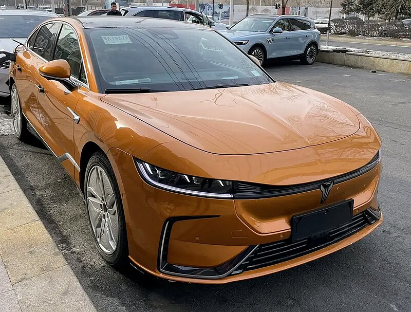 Une nouvelle voiture électrique chinoise « abordable » pour venir faire de  l'ombre à la Tesla Model S