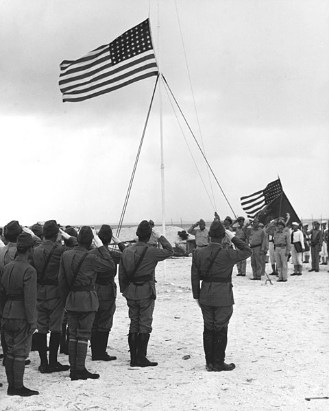 File:Wake island 1945 surrender.jpg