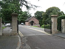 West Howe, Kinson cemetery gates - geograph.org.uk - 926042.jpg