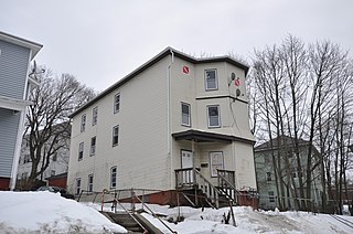 <span class="mw-page-title-main">Sarah Munroe Three-Decker</span> Historic house