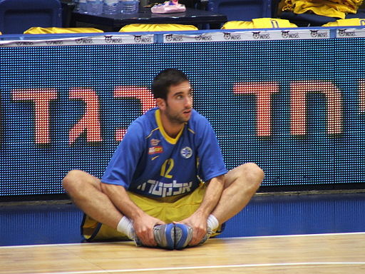 Yogev Ohayon stretching