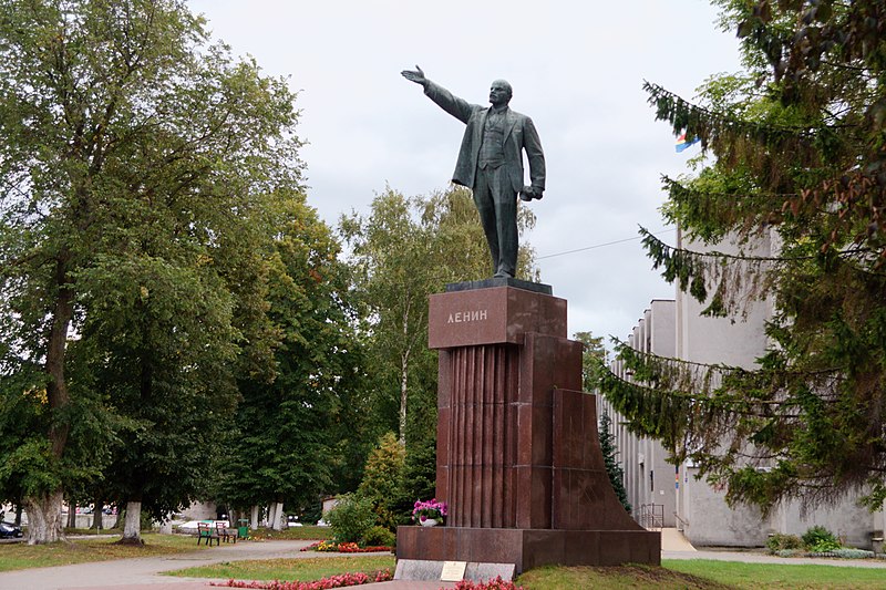 File:Памятник В.И. Ленину, Балтийск.jpg