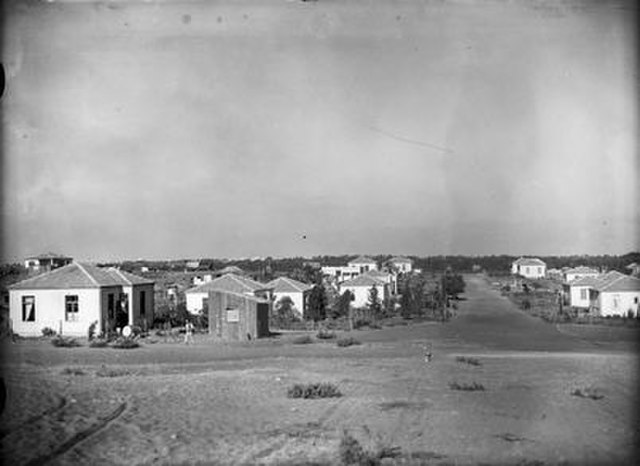 Borochov Neighbourhood (Shechunat Borochov) in 1926, photo by Samuel Joseph Schweig