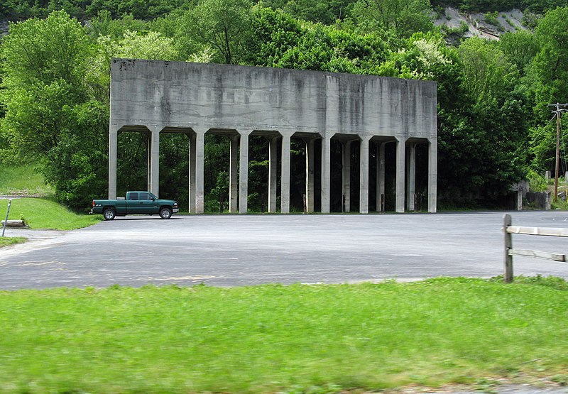 File:1555 - North Berkeley - Aquaduct.JPG