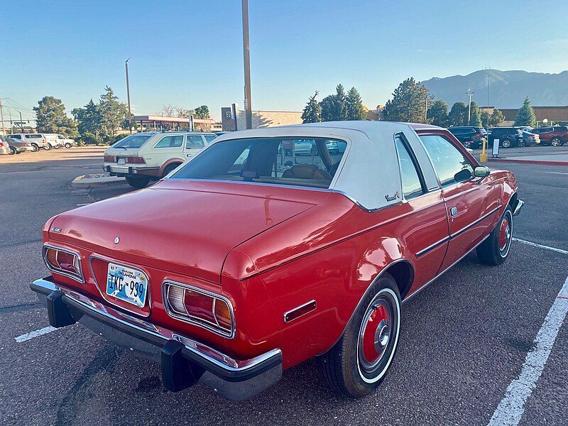 File:1978 AMC Concord DL coupe red 2021 AMO 2of11.jpg