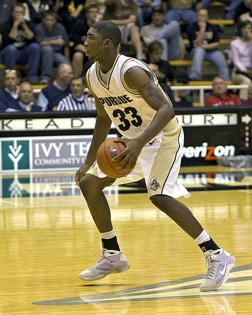 E'Twaun Moore led the team in scoring.