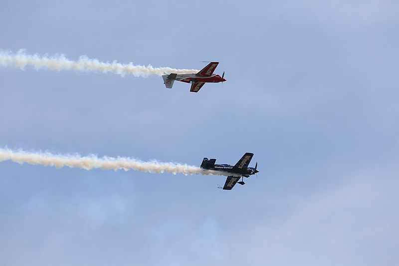 File:2015 MCAS Beaufort Air Show 041015-M-CG676-016.jpg