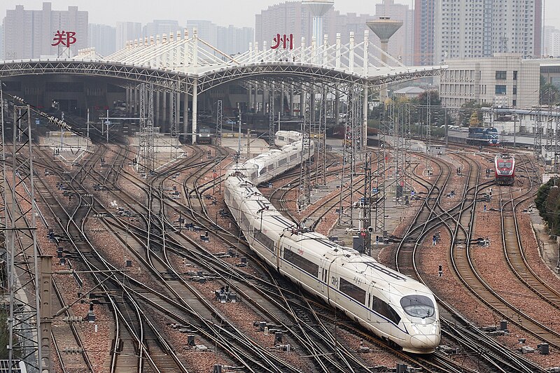 File:20201027 Train G833 leaving Zhengzhou 03.jpg