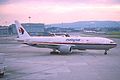 2bl - Malaysia Airlines Boeing 777-2H6ER; 9M-MRD@ZRH;14.12.1997 (5016237100) (2).jpg