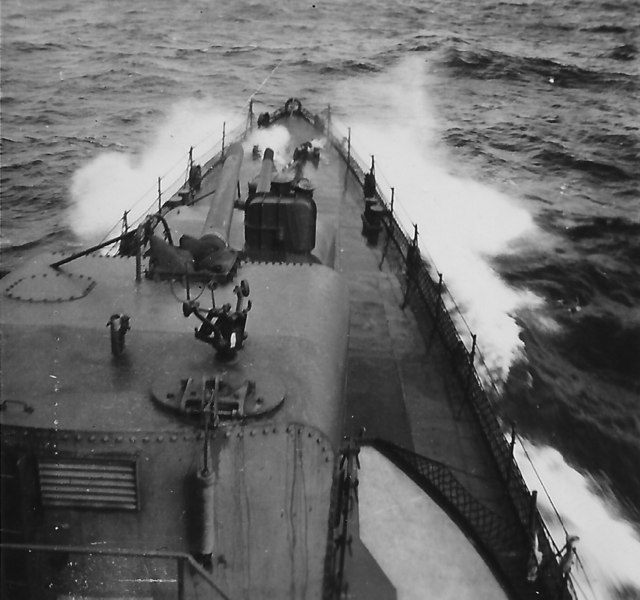 File:2nd View from bridge of Fletcher-class destroyer underway.png