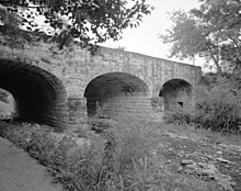 3-4 POHLED ZE SW. - West Sixth Street Bridge, Spanning Shoal Creek ve West Sixth Street, Austin, Travis County, TX HAER TX, 227-AUST, 24-2.jpg