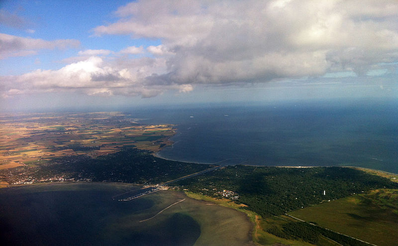 File:Aerial view of Falsterbo Canal.jpg