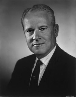 Albert Gore Sr. American politician from Tennessee (1907–1998)