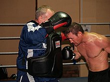 Training on bodywork with Bobby Rimmer Allan Stevenson - Gomez (2).JPG