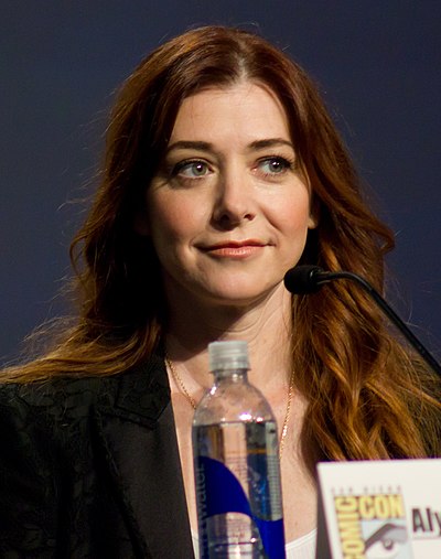 Alyson Hannigan Net Worth, Biography, Age and more