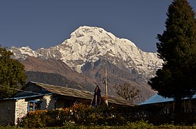 Annapurna Base Camp Range 18.jpg