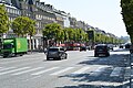 Avenue des Champs-Élysées, Paris 21 August 2013.jpg