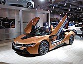 BMW i8 Roadster (5) - Vienna Autoshow 2018 (обрезано) .jpg