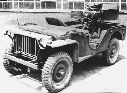 1941 exp. 37mm anti-tank GMC prototype on a Bantam BRC-40 T2E1, as the 1⁄4-ton car itself was still in development.