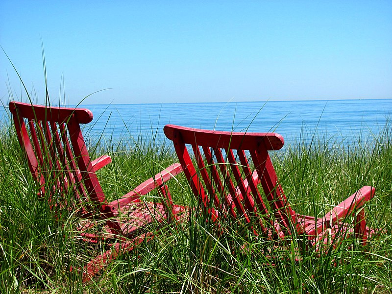 File:Beach Chairs (5891987418).jpg