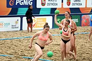 Deutsch: Beachhandball Europameisterschaften 2019 (Beach handball Euro); Tag 5: 6. Juli 2019 – Frauen, Platzierungsspiel für die Ränge 17–20, Nordmazedonien-Slowenien 0:2 (10:13, 9:15) English: Beach handball Euro; Day 5: 6 July 2019 – Placement Match/Cross Match for rank 17–20 Women – North Macedonia-Slovenia 0:2 (10:13, 9:15)