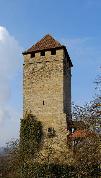 File:Bergfried Liebenstein 2011-2.JPG