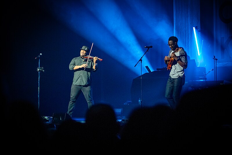 File:Black Violin Performance Pic.jpg