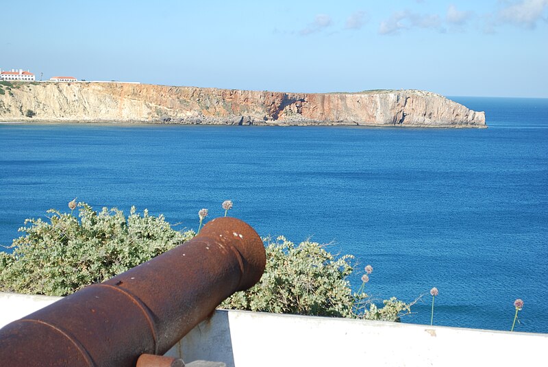 File:Canhão na Ponta de Sagres.jpg