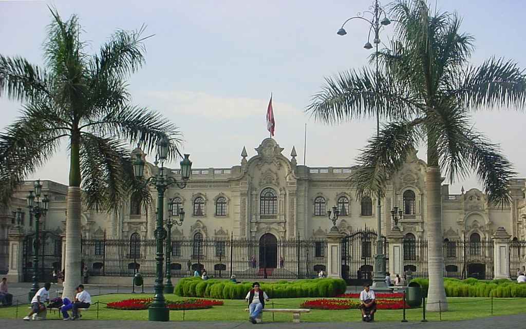 Casadepizarrolima.jpg