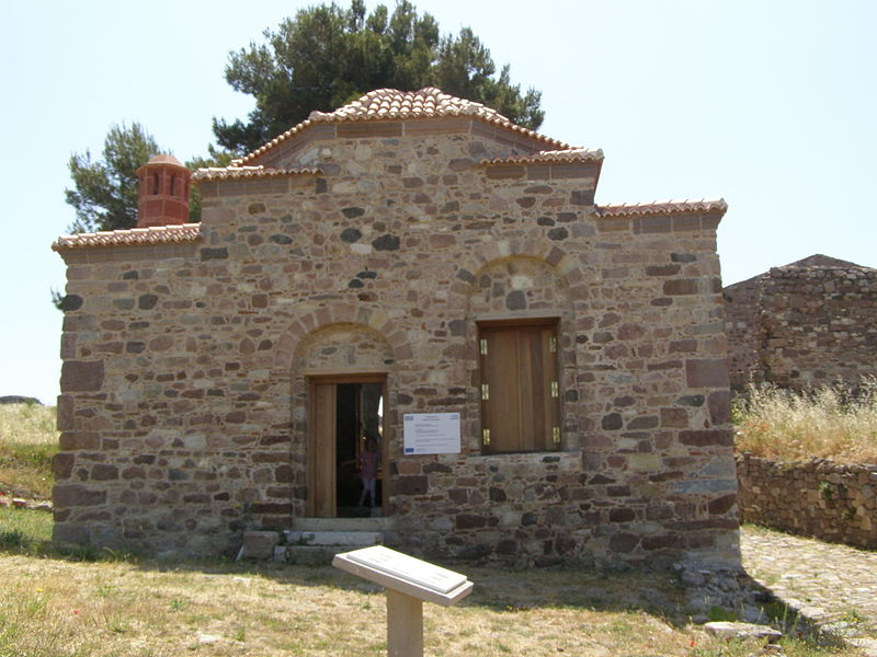 File:Castle of Mytilene 15 - Tekije.jpg