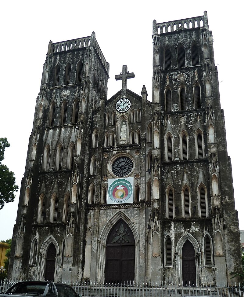 Catedral de San José in Hanoi.jpg