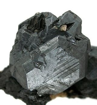 <span class="mw-page-title-main">Chalcocite</span> Sulfide mineral
