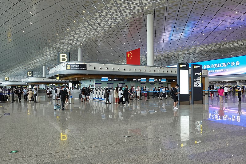 File:Changchun Longjia Airport T2 Departure hall 20220815.jpg