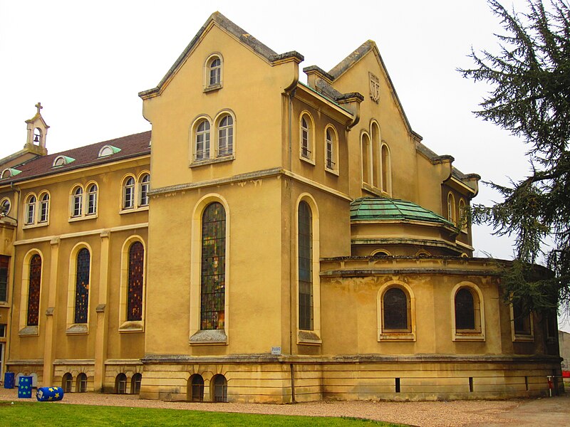 File:Chapelle college Augny.JPG