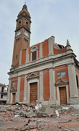 Chiesa di San Paolo - Mirabello - Province of Ferrara - 2012 Northern Italy earthquake - (1).jpg