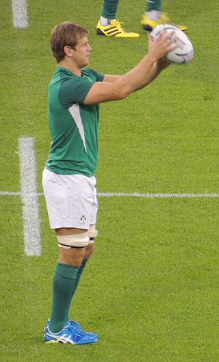 <span class="mw-page-title-main">Chris Henry (rugby union)</span> Rugby player