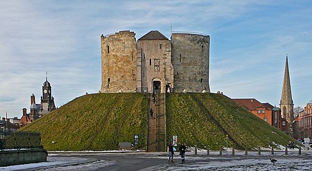 Clifford's Tower (5259021070)