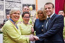 Clotilde Jacoulot, saluée par Mr le président de la République, Emmanuel Macron, pour la réalisation du buffet végétal du 1er mai 2018 présenté à l'Elysée.