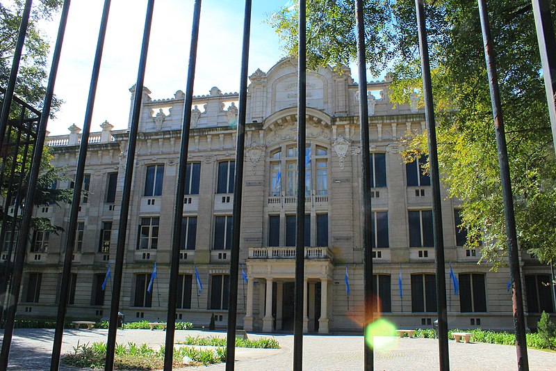 File:Colegio Nacional "Rafael Hernández" 11..JPG