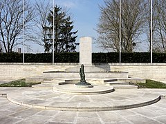 Monument pour le camp de Royallieu.