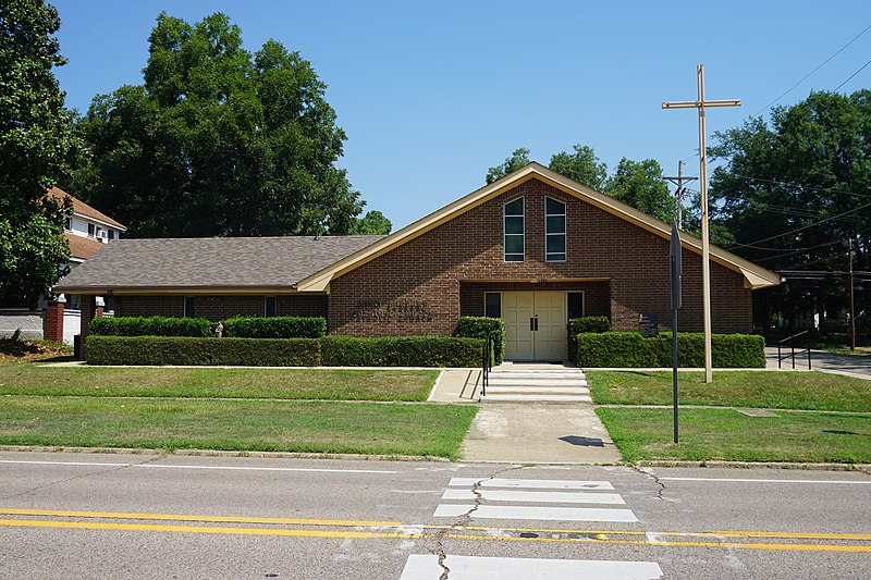 File:De Queen August 2018 19 (St. Barbara Catholic Church).jpg