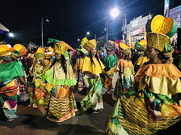 Défilé des femmes de toutes les couleurs, au carnaval de Port-au-Prince, ce mardi 1 mars 2022, au champ-Mars. Photographe : Dade70