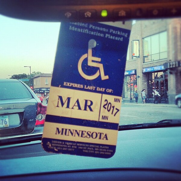 File:Disabled parking permit hanging placard, Minnesota.jpg