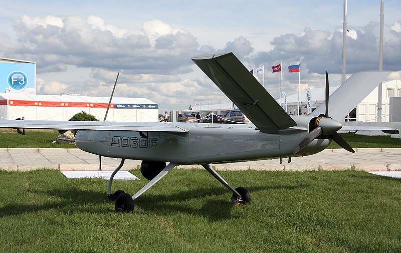 File:Dozor-100 MAKS-2009 01.jpg