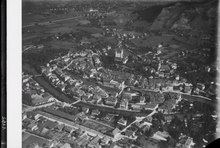 Aerial view by Walter Mittelholzer (1919) ETH-BIB-Thun v. S. aus 300 m-Inlandfluge-LBS MH01-001182.tif