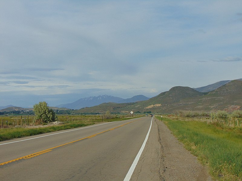 File:East-northeast on US-6 from east of Goshen, Utah, May 16.jpg